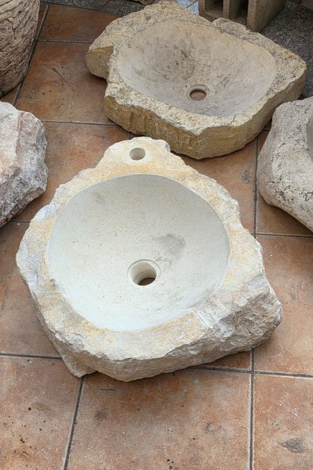 حوض مغسلة من الحجر الطبيعي الكريمي